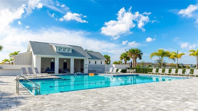 Building Photo - 1808 Fender Ln