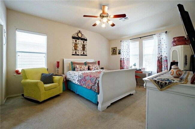 Building Photo - 10504 Wylie Dr