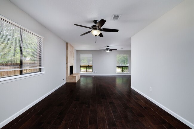 Building Photo - 1 Ground Brier Ct