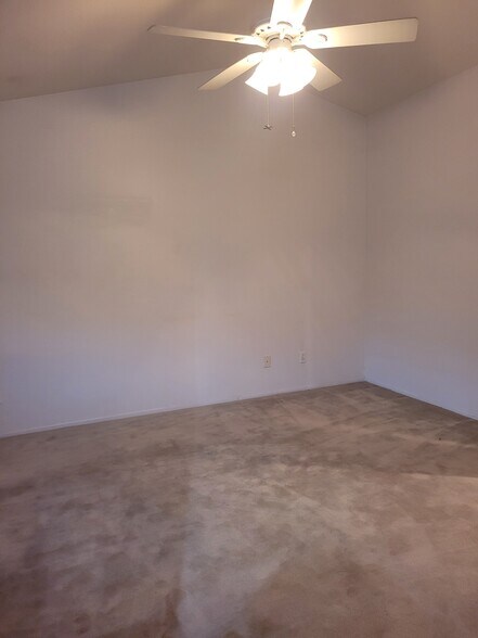 Primary bedroom 2 - 7192 Sappada Pl