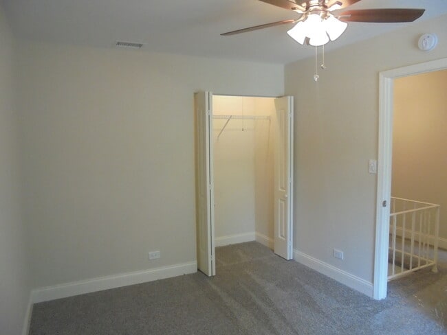 Building Photo - 1085 Hecker Dr