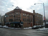 Building Photo - 5749 W Chicago