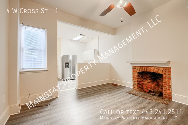 Building Photo - 4 W Cross St