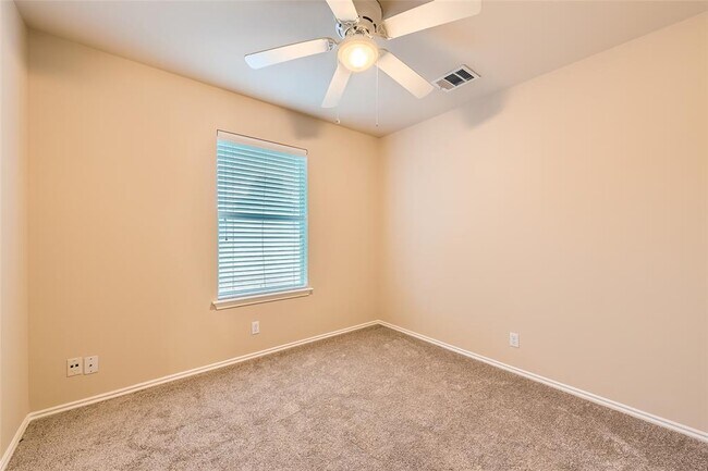 Building Photo - 4622 Best Way