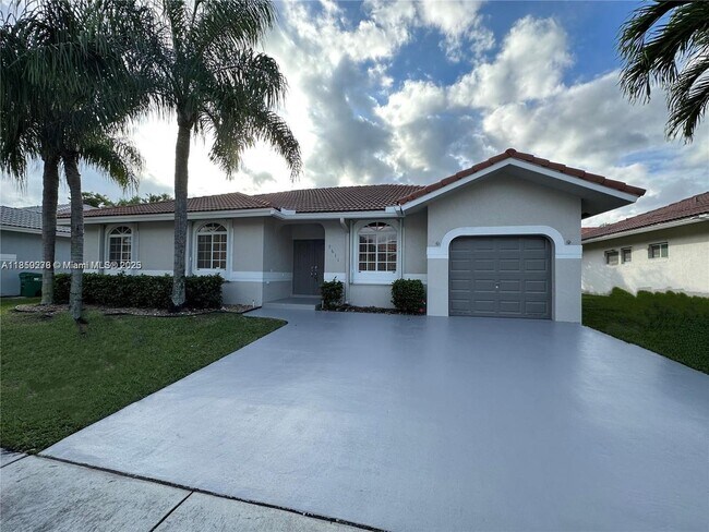 Building Photo - 7611 NW 99th Terrace