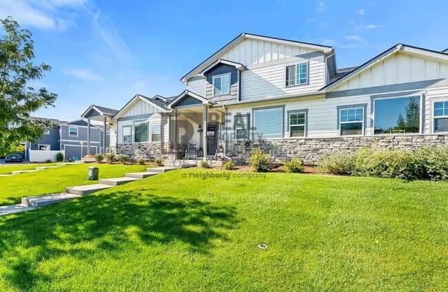 Primary Photo - 218 E Chestnut St