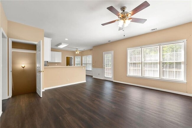 Building Photo - 158 Kenley Ct