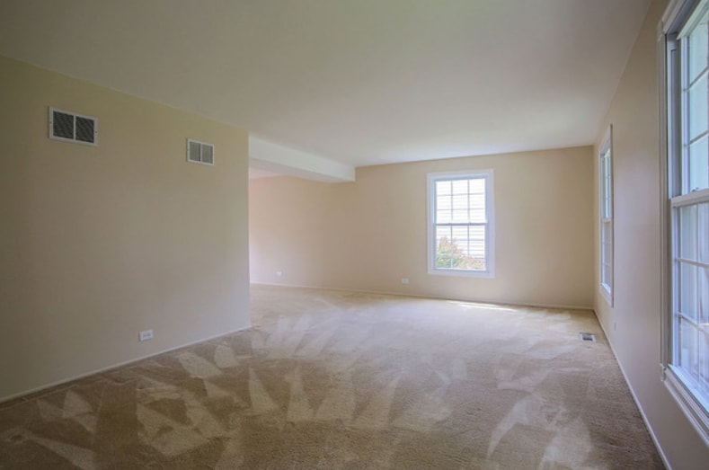 Building Photo - 1114 Durham Dr