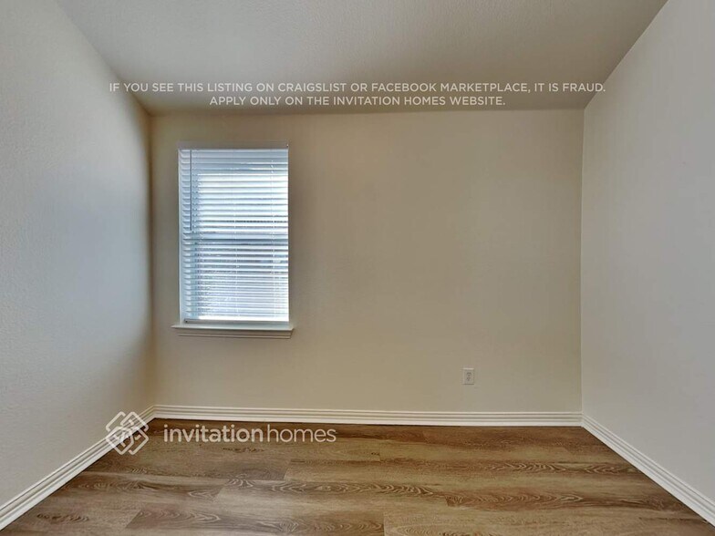 Building Photo - 1132 Ainsworth Dr