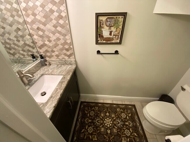 Building Photo - 264 Sukoshi Dr