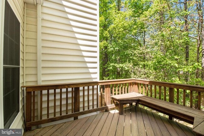 Building Photo - 4037 Fairfax Center Hunt Trail