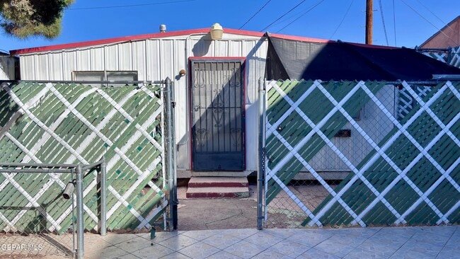 Building Photo - 7509 Wilcox Dr