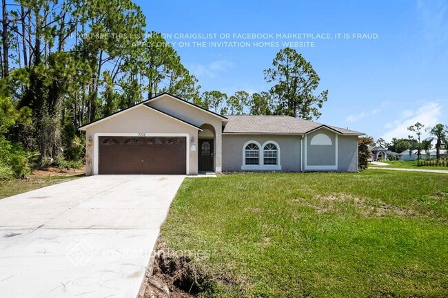 Building Photo - 3002 Alesio Ave