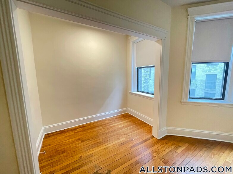 Building Photo - 1148 Commonwealth Ave