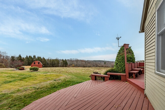 Building Photo - 411 Beach St