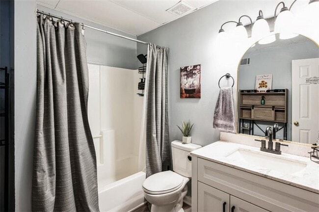 Primary Photo - 795 Deerwood Dr