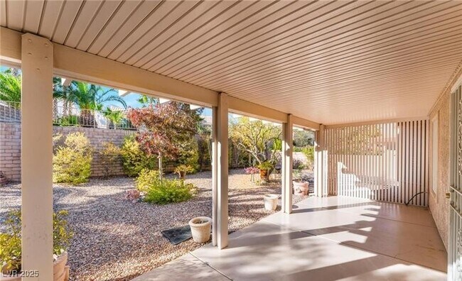 Building Photo - 2505 Indigo Valley St