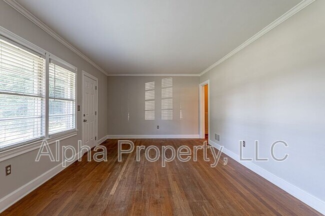 Building Photo - 123 Legrand Blvd