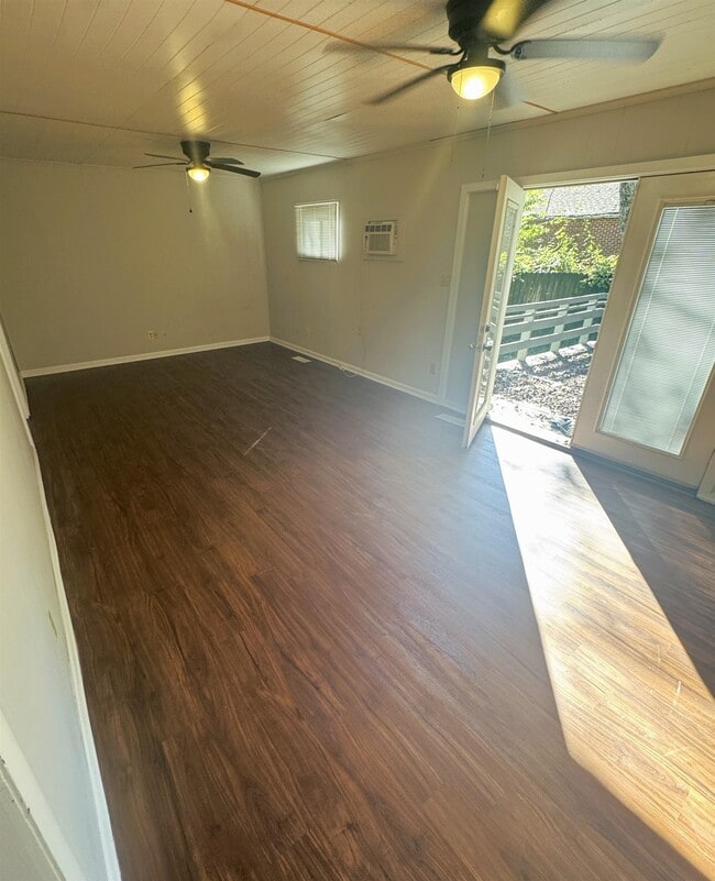 Building Photo - 3829 Guernsey Ave