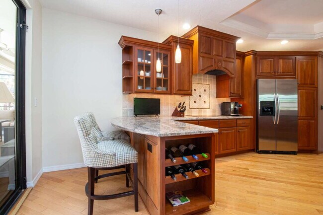 Building Photo - Palm Aire Fully Furnished Rental