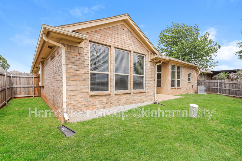 Building Photo - 2512 NW 179th Ct