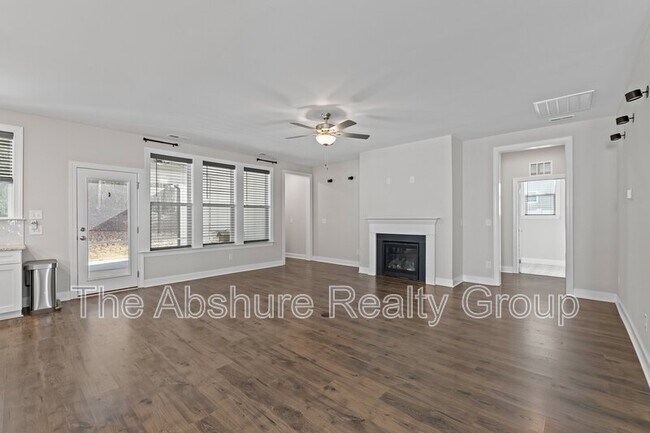 Building Photo - 9120 Dupree Mdw Dr