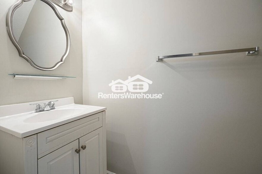 Building Photo - 1822 Cumberland Valley Pl SE