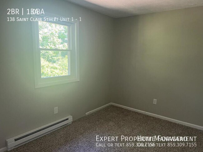 Building Photo - 138 St Clair St