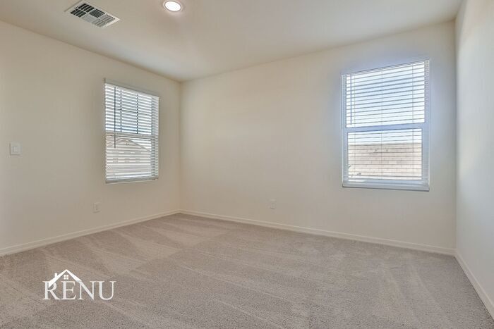 Building Photo - 35564 W San Capistrano Ave