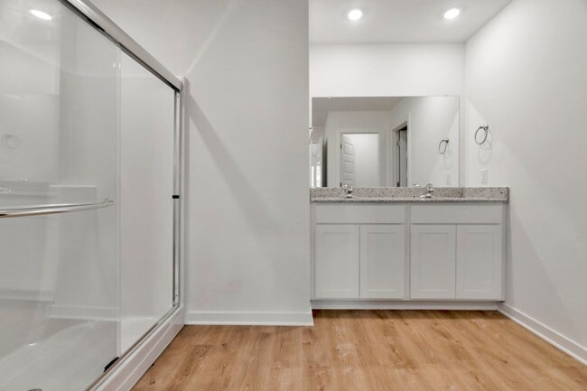 Building Photo - Brand-New 4 Bedroom Home in Prairie Grove!...