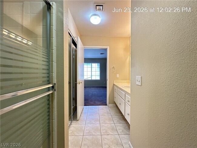 Building Photo - 4873 S Torrey Pines Dr