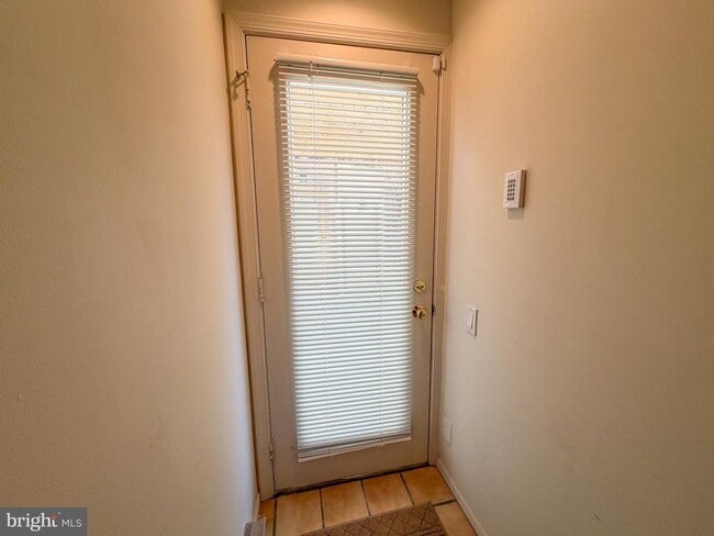 Primary Photo - 814 Pritchard Pl