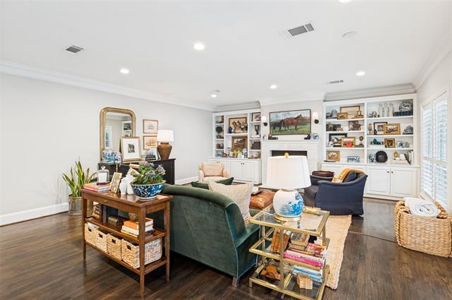 Building Photo - 4541 Arcady Ave