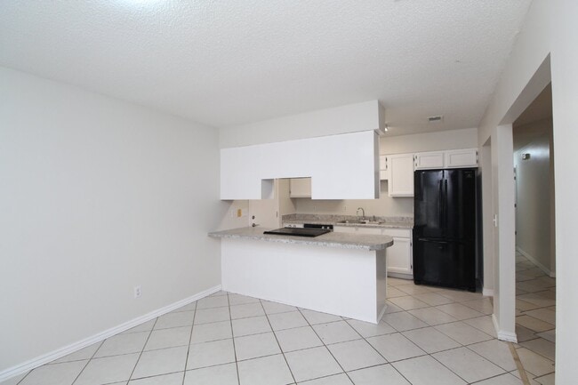 Building Photo - 3BR/2BA Brick Home in Southwest Pensacola ...