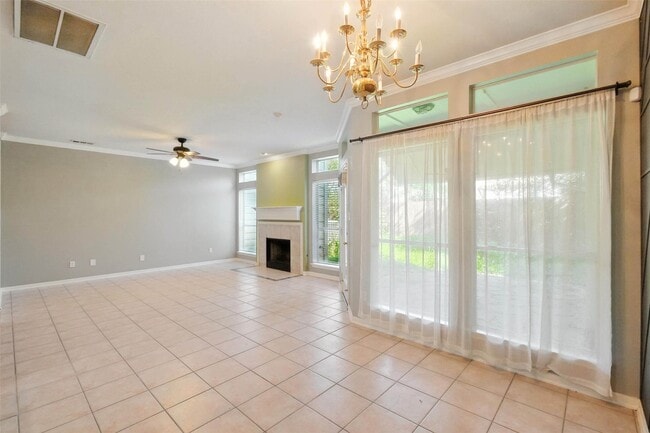 Building Photo - 10222 Thornmont Ln