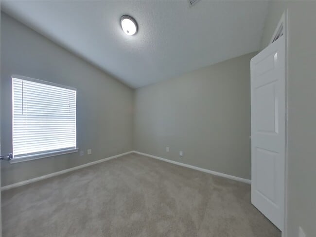 Building Photo - 3114 Boynton Dr