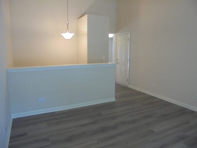 Building Photo - 1114 Stratford Ln