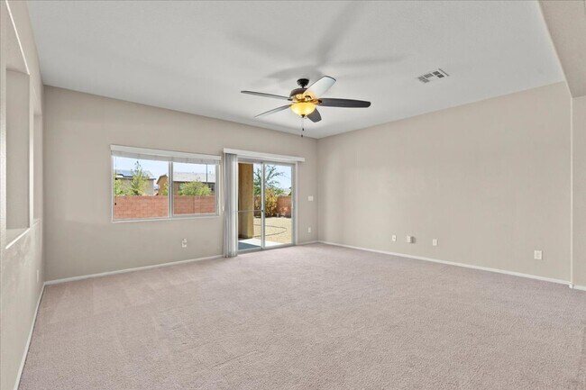 Building Photo - North Las Vegas Beauty – Roomy, Stylish, a...