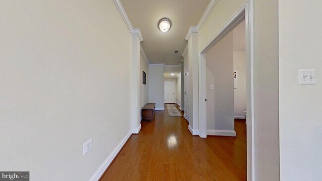Building Photo - 7684 Maple Lawn Blvd