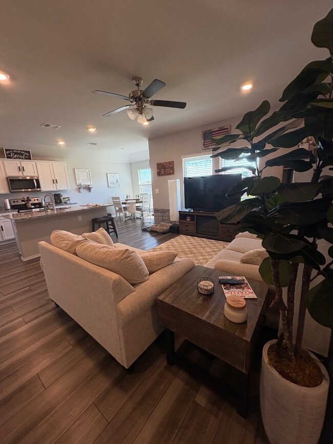 Building Photo - 2534 Merganser Dr