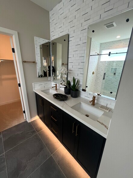 *Model Home Staging* - 13914 Boyden Way