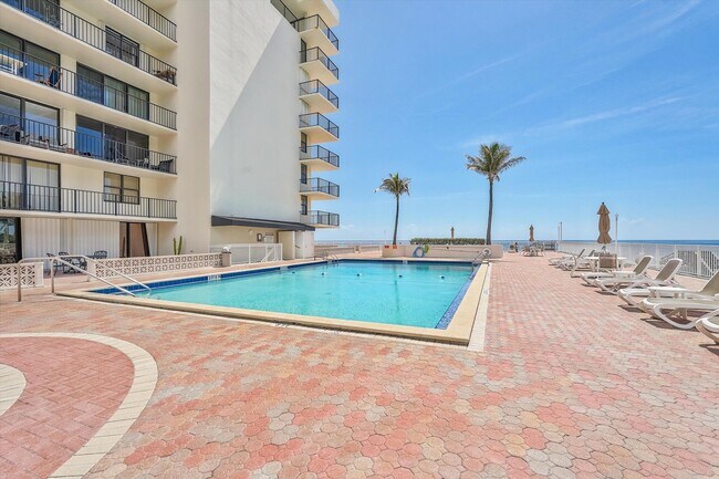 Building Photo - 3460 S Ocean Blvd