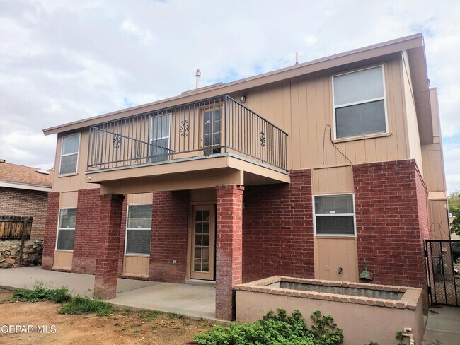 Building Photo - 4620 Loma Linda Cir