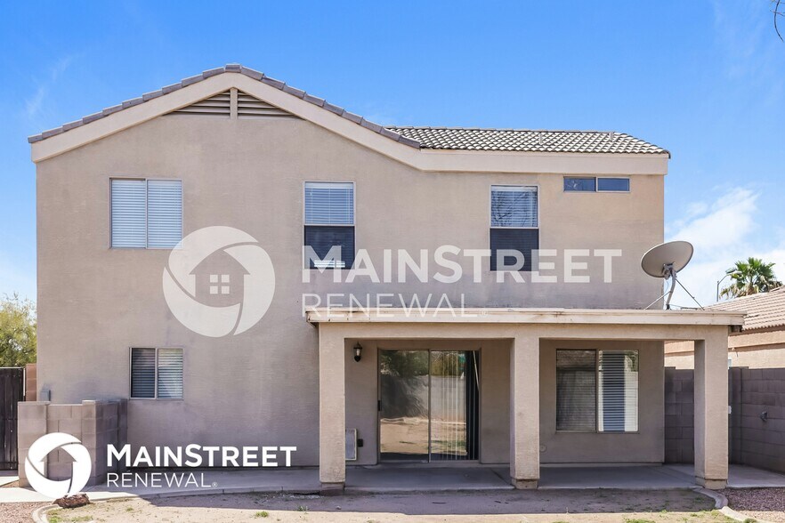 Building Photo - 12330 W Valentine Ave