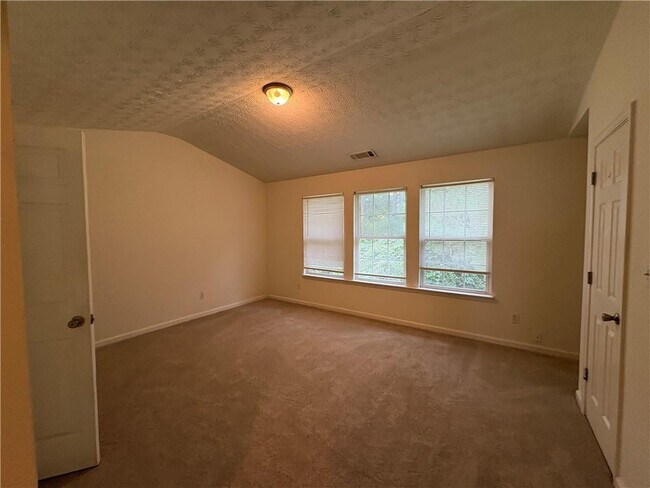 Building Photo - 2485 Emma Way NW