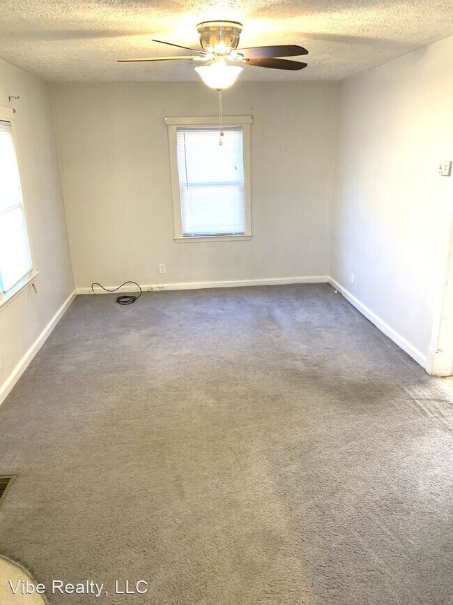 Building Photo - 1 br, 1 bath House - 222 Dupont Ave