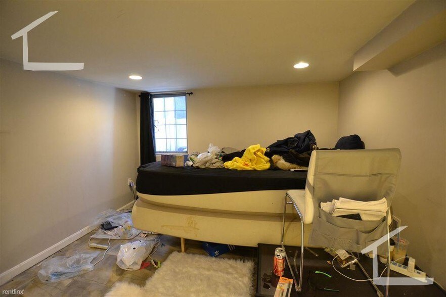 Building Photo - 45 Allston St