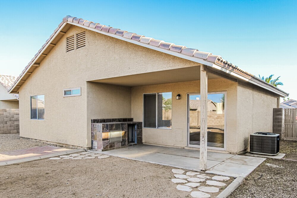 Building Photo - 947 E Via Elena St