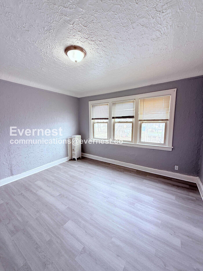 Building Photo - 13909 Hartwell St