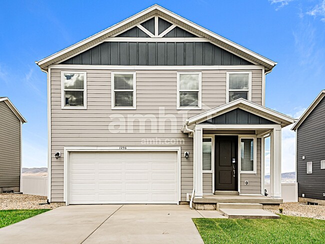 Building Photo - 1256 W Mahogany St